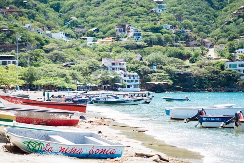 12 planes para hacer cerca a Santa Marta