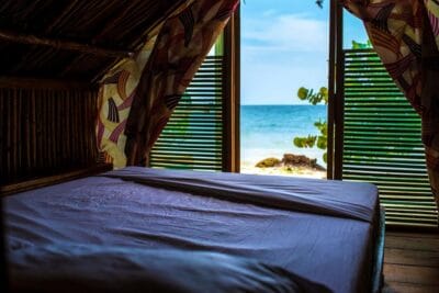 Hostal Isla Mucura