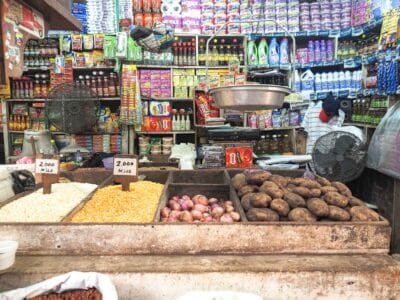 Visita guiada del Mercado Bazurto en Cartagena, blog de viaje por Colombia