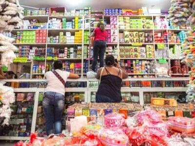 Visita guiada del Mercado Bazurto en Cartagena, blog de viaje por Colombia