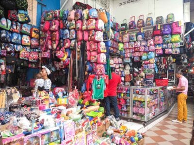 Visita guiada del Mercado Bazurto en Cartagena, blog de viaje por Colombia