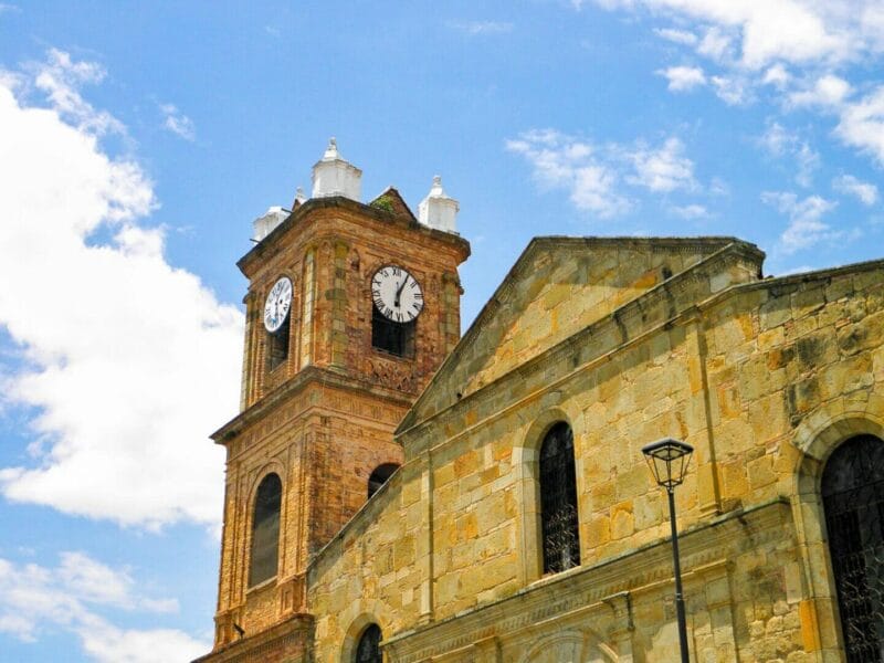 Socorro cerca San Gil, capital del turismo de aventura en Colombia