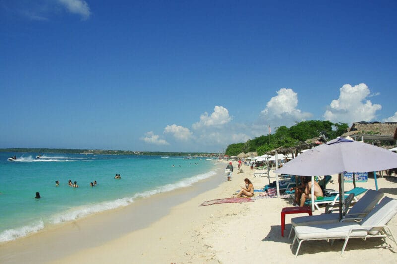 Playa Blanca en Isla Baru en Cartagena