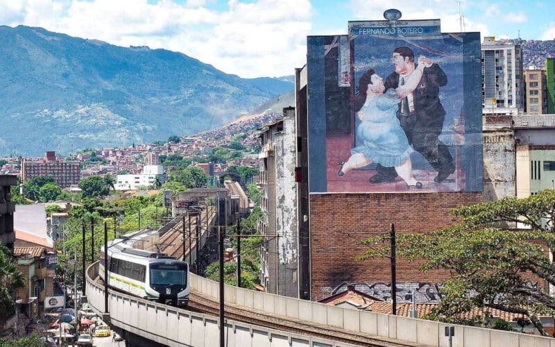 Contactos visitas guiadas en Medellin