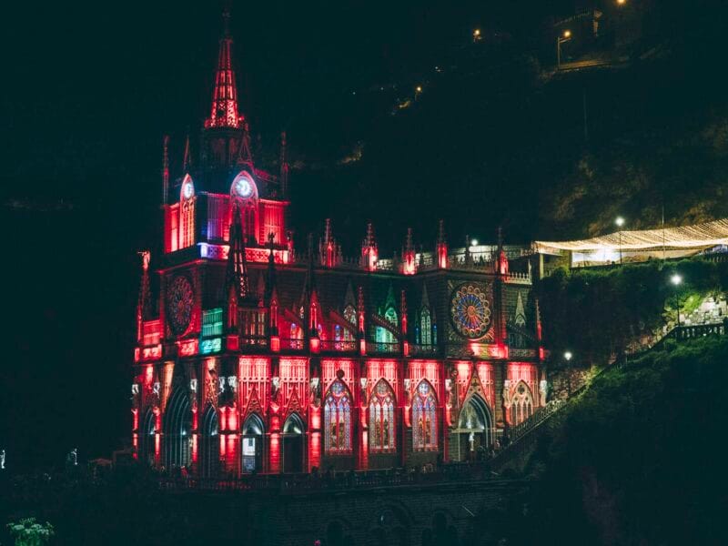 Visitar el Santuario de las Lajas