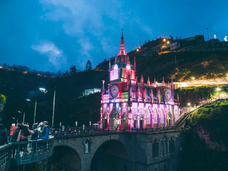 Visitar el Santuario de las Lajas