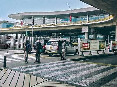 Traslado aeropuerto Bogotá: reserva un transporte privado